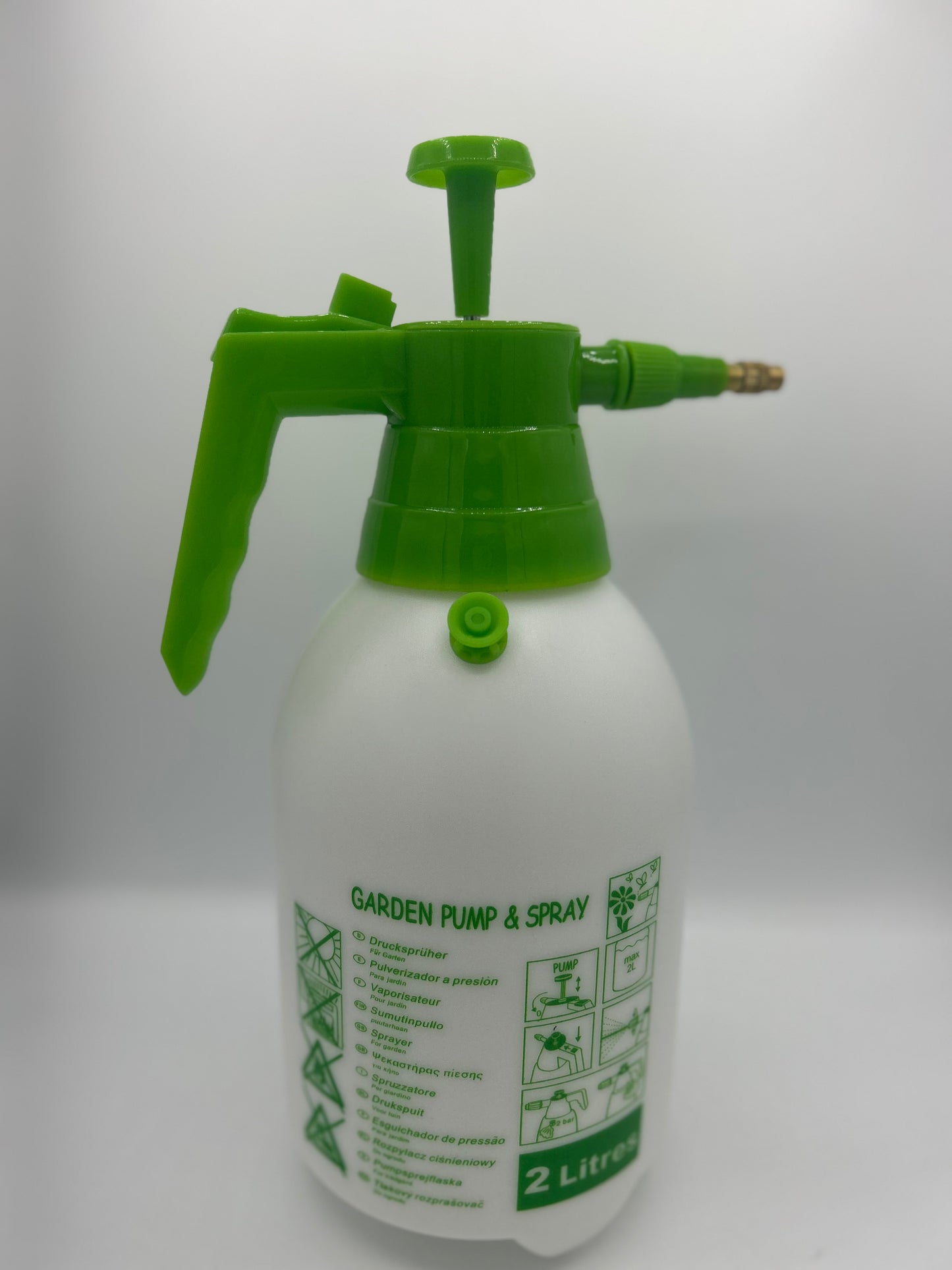 Drucksprüher 2 L mit Pumpgriff